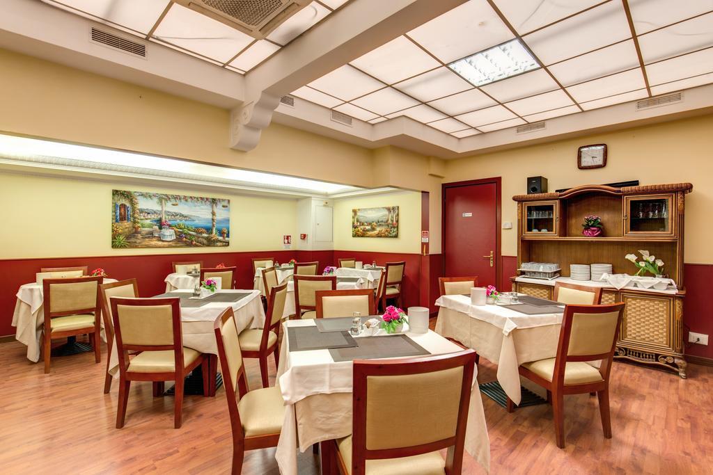 Flower Garden Hotel Rome Exterior photo