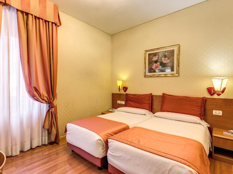 Flower Garden Hotel Rome Exterior photo